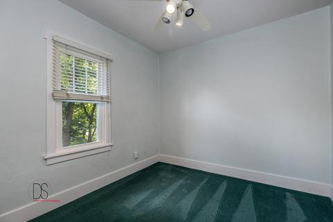 727 E Main St, Ottawa, IL 61350 photo 17