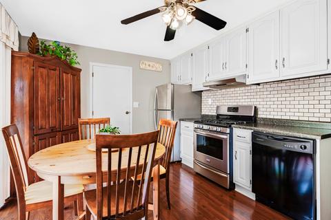 1901 Root St, Crest Hill, IL 60403 photo 9