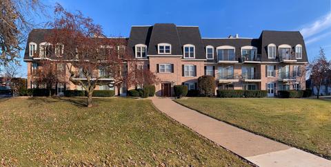 111 Rust Rd #102, Bloomington, IL 61701 photo 2