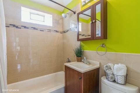1673 White St, Des Plaines, IL 60018 photo 8