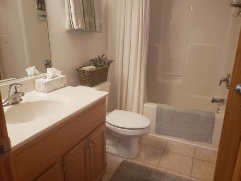 5702 Greenview Rd, Oakwood Hills, IL 60013 photo 14