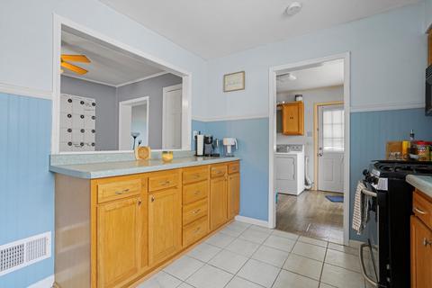 15038 Springfield Ave, Midlothian, IL 60445 photo 8
