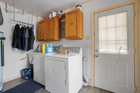15038 Springfield Ave, Midlothian, IL 60445 photo 10