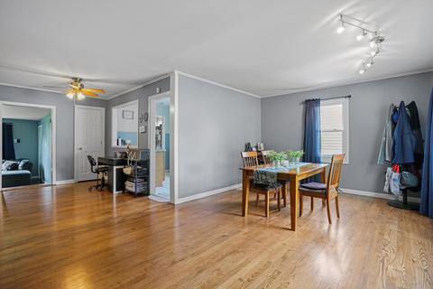 15038 Springfield Ave, Midlothian, IL 60445 photo 4