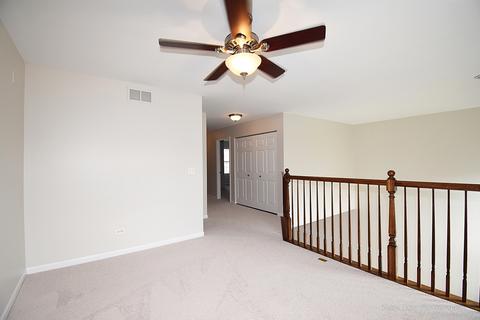 1272 Bradley Cir, Elgin, IL 60120 photo 21