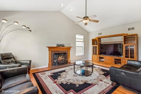 2761 Cavalcade Ct, Aurora, IL 60503 photo 17