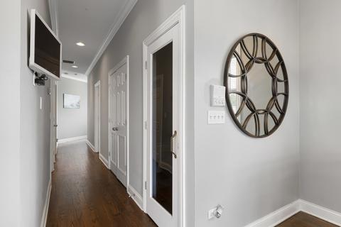 471 E Bowen Ave #4, Chicago, IL 60653 photo 17