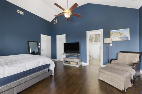 471 E Bowen Ave #4, Chicago, IL 60653 photo 22