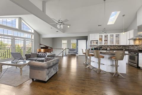 471 E Bowen Ave #4, Chicago, IL 60653 photo 13