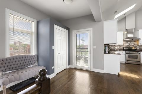 471 E Bowen Ave #4, Chicago, IL 60653 photo 16