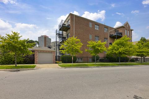 471 E Bowen Ave #4, Chicago, IL 60653 photo 4