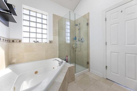 471 E Bowen Ave #4, Chicago, IL 60653 photo 23