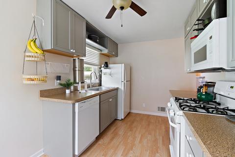 1085 S 8th Ave, Kankakee, IL 60901 photo 8