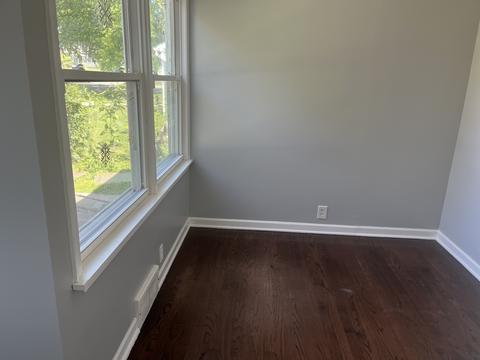 1018 Jackson St, Aurora, IL 60505 photo 15