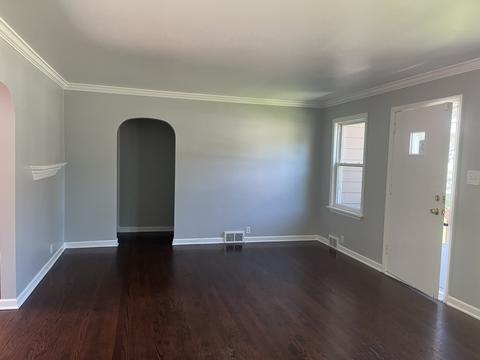 1018 Jackson St, Aurora, IL 60505 photo 9