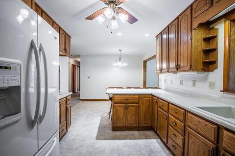 101 Harter Ln, Normal, IL 61761 photo 11