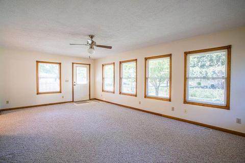101 Harter Ln, Normal, IL 61761 photo 7