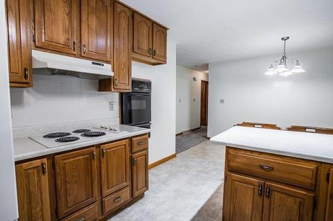 101 Harter Ln, Normal, IL 61761 photo 23