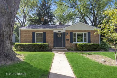 1535 College Ave, Wheaton, IL 60187 photo 1
