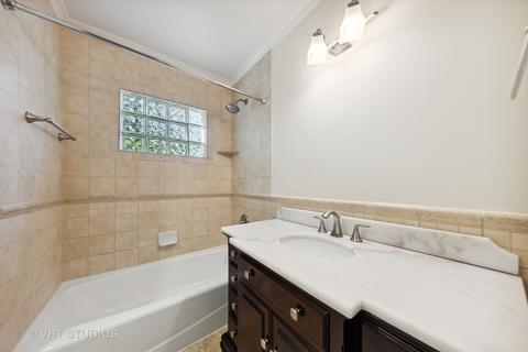 1535 College Ave, Wheaton, IL 60187 photo 9