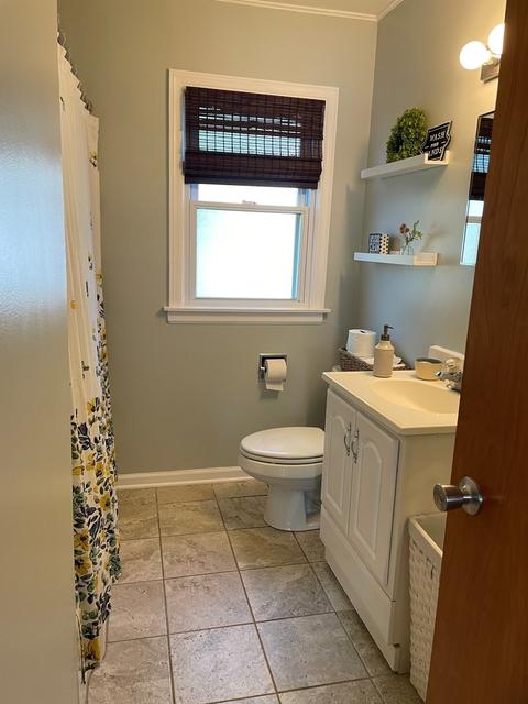 660 S 4th Ave, Des Plaines, IL 60016 photo 12