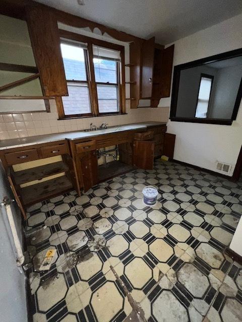 518 E 114th St, Chicago, IL 60638 photo 10