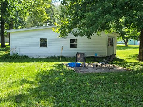 406 2nd Ave E, Lyndon, IL 61261 photo 3