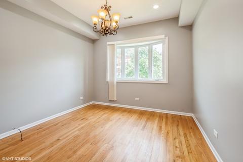 2710 E 76th St, Chicago, IL 60649 photo 4