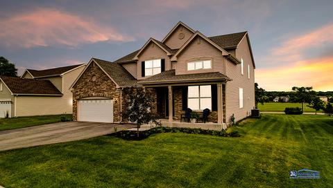 317 Tralee Ln, Mchenry, IL 60050 photo 2