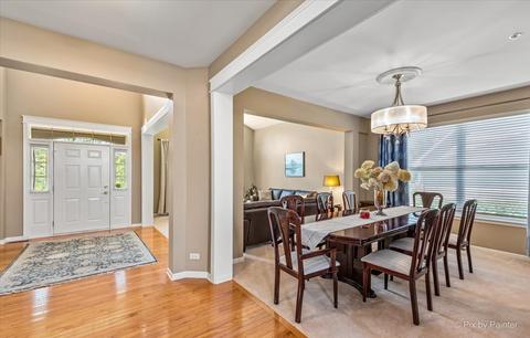5750 Providence Dr, Hoffman Estates, IL 60192 photo 25