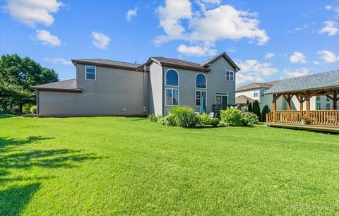 5750 Providence Dr, Hoffman Estates, IL 60192 photo 15