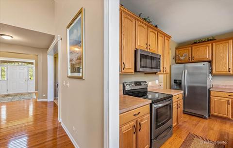 5750 Providence Dr, Hoffman Estates, IL 60192 photo 31