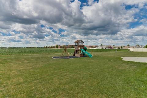 1721 Flagstone Dr, Normal, IL 61761 photo 39