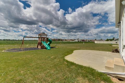 1721 Flagstone Dr, Normal, IL 61761 photo 38