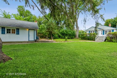 5 Melvina Ct, Algonquin, IL 60102 photo 2