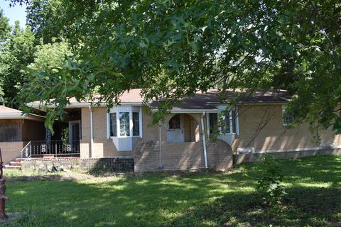 9805 E 2700 North Rd, Cornell, IL 61319 photo 1