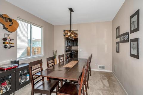 712 Silver Fox Dr, Joliet, IL 60431 photo 4