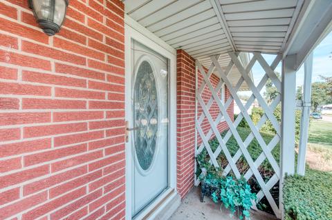 4000 Maple Ave, Mchenry, IL 60050 photo 3