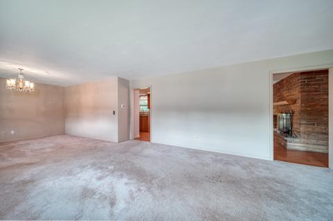 4000 Maple Ave, Mchenry, IL 60050 photo 8