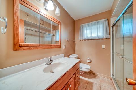4000 Maple Ave, Mchenry, IL 60050 photo 17
