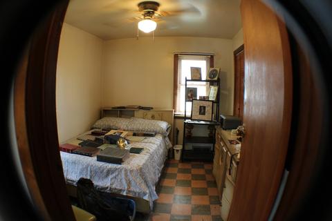 608 Chase Ave, Joliet, IL 60432 photo 4