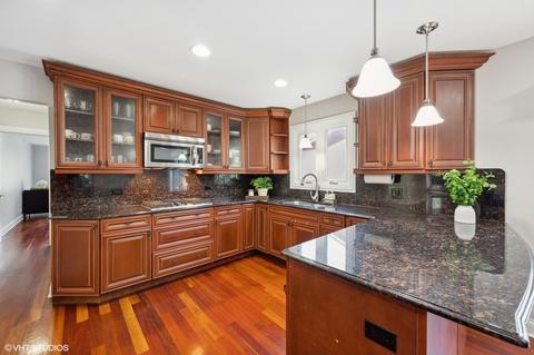 2736 Glenview Rd, Glenview, IL 60025 photo 8