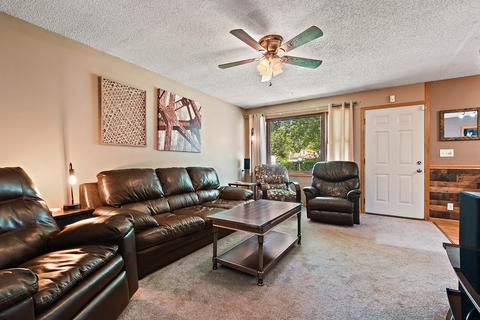 3330 Sangamon St, Steger, IL 60475 photo 8