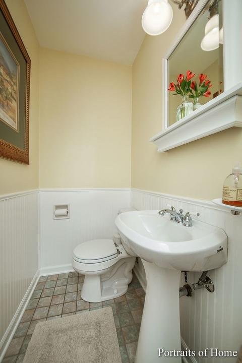 211 E Hillside Rd, Naperville, IL 60540 photo 10