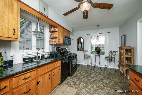 211 E Hillside Rd, Naperville, IL 60540 photo 8