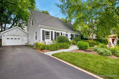 211 E Hillside Rd, Naperville, IL 60540 photo 2