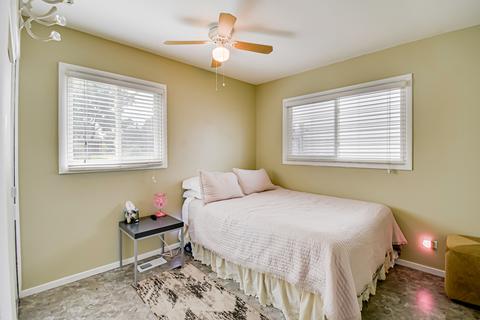 505 Jamison Ln, Hoffman Estates, IL 60169 photo 14