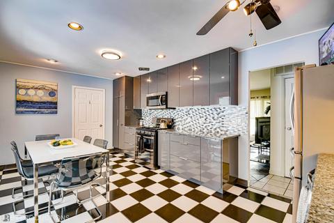 505 Jamison Ln, Hoffman Estates, IL 60169 photo 7