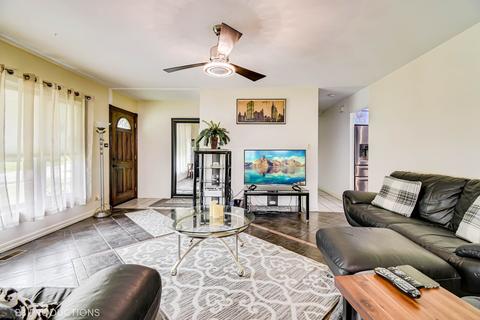 505 Jamison Ln, Hoffman Estates, IL 60169 photo 5