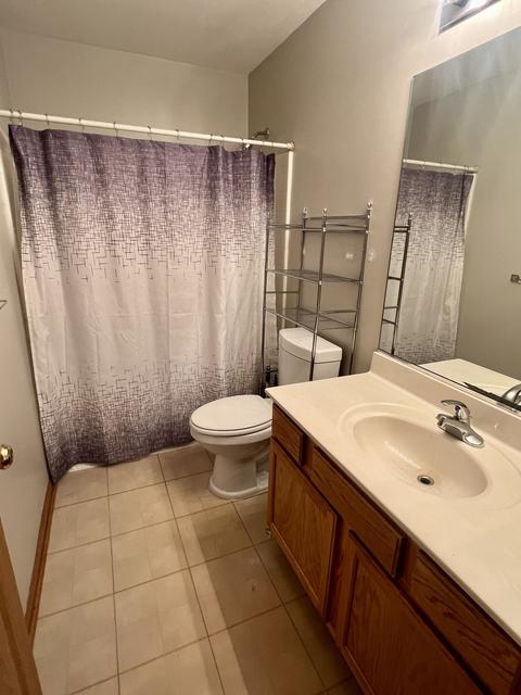 889 Symphony Dr, Aurora, IL 60504 photo 14